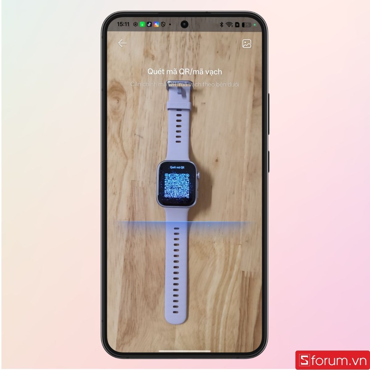 Tiến hành quét mã QR
