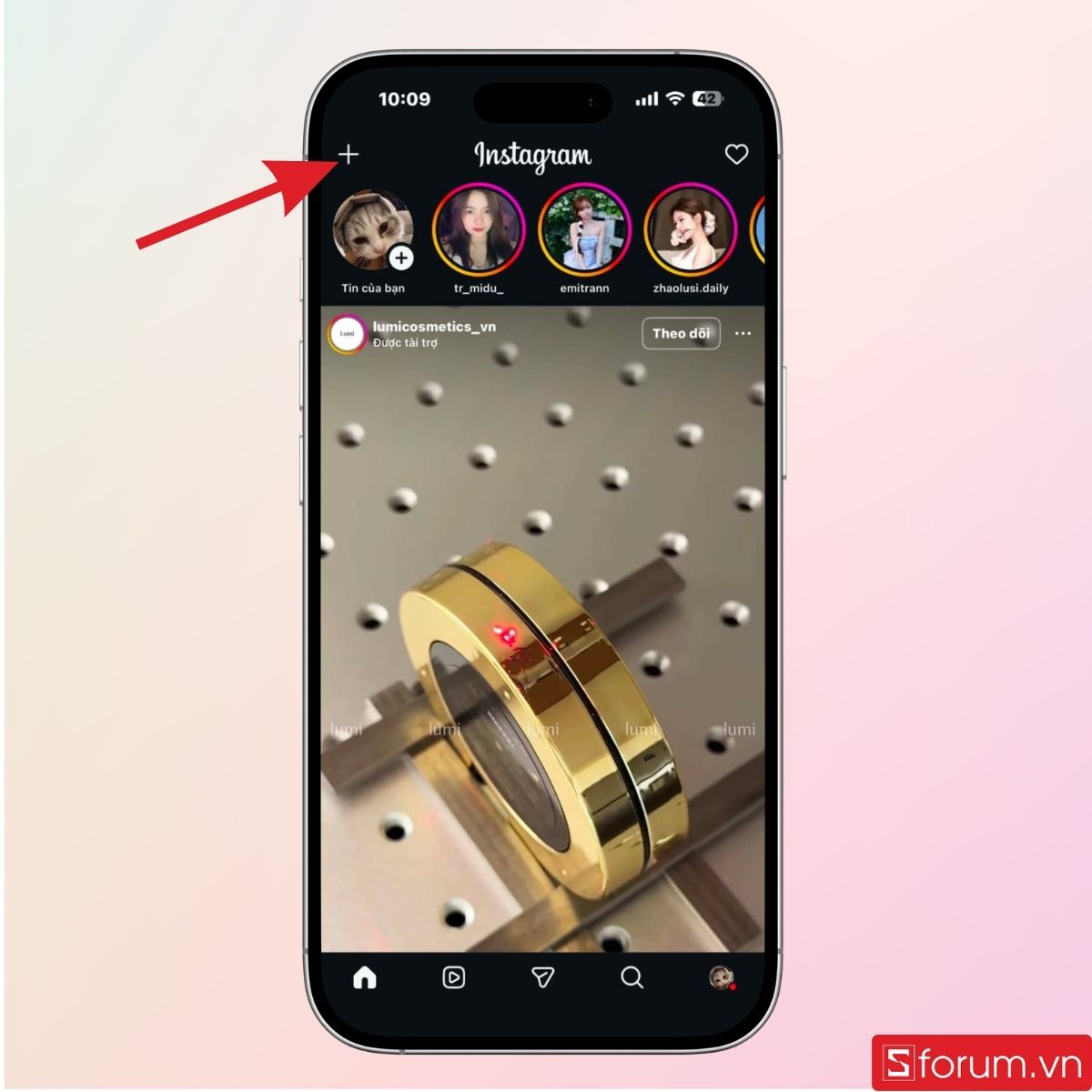 Nhấn vào dấu + trên giao diện chính của Instagram