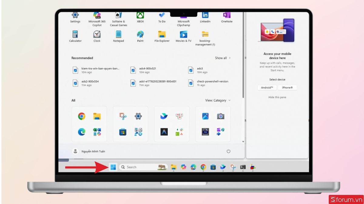 Nhấn vào biểu tượng Windows trên màn hình máy tính