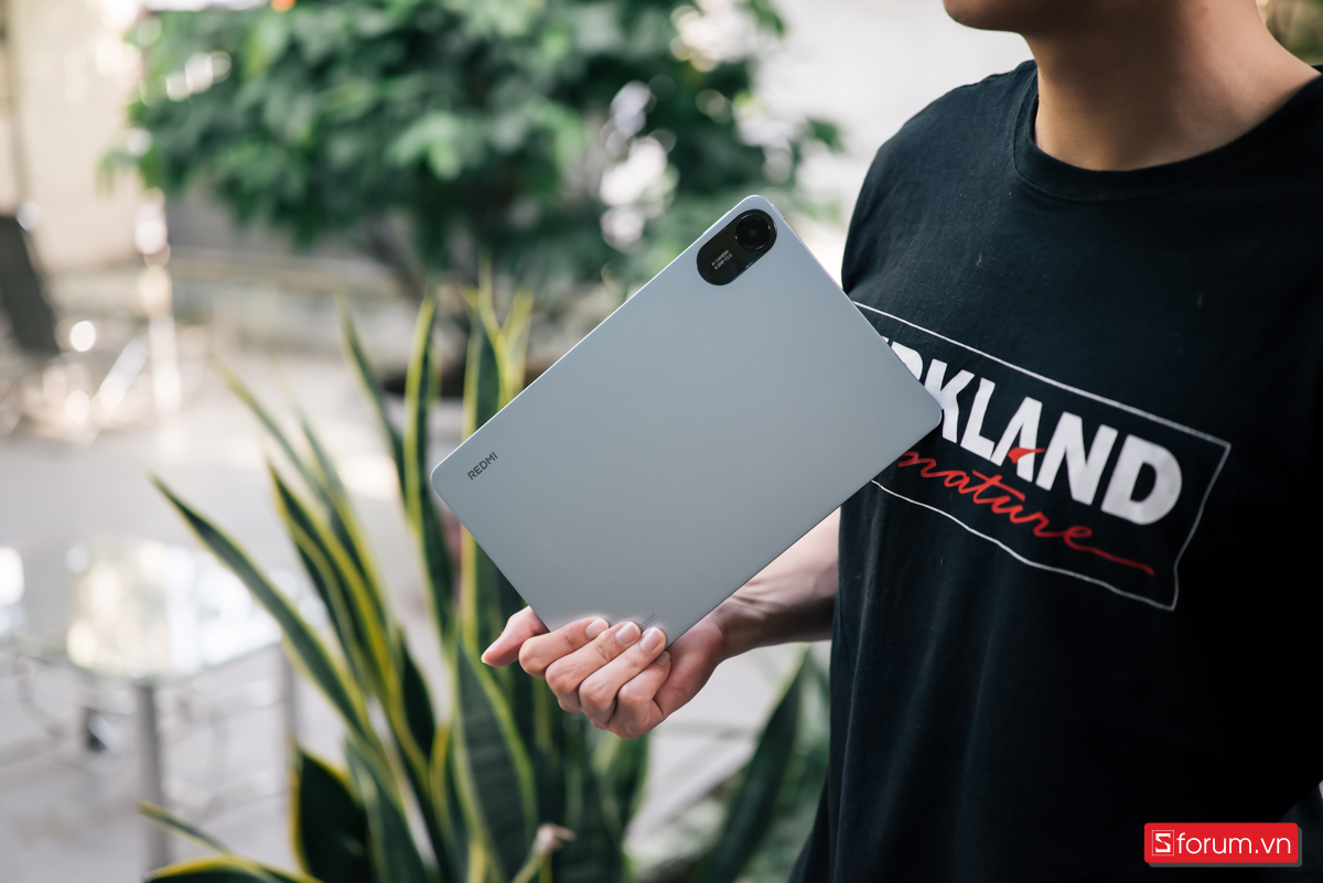 Redmi Pad 2 4G có hỗ trợ khe cắm 2 Nano-SIM