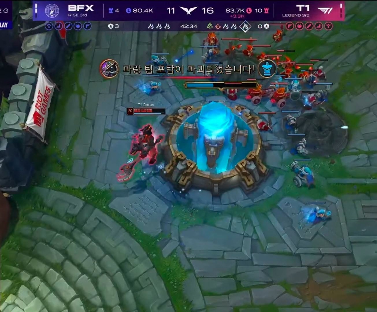 T1 đưa thế trận về vạch xuất phát ở game 4