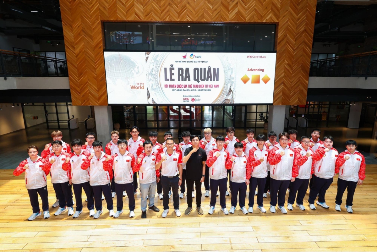 Tập thể Đội tuyển Quốc gia Thể thao Điện tử Việt Nam tham dự ASIAD 20