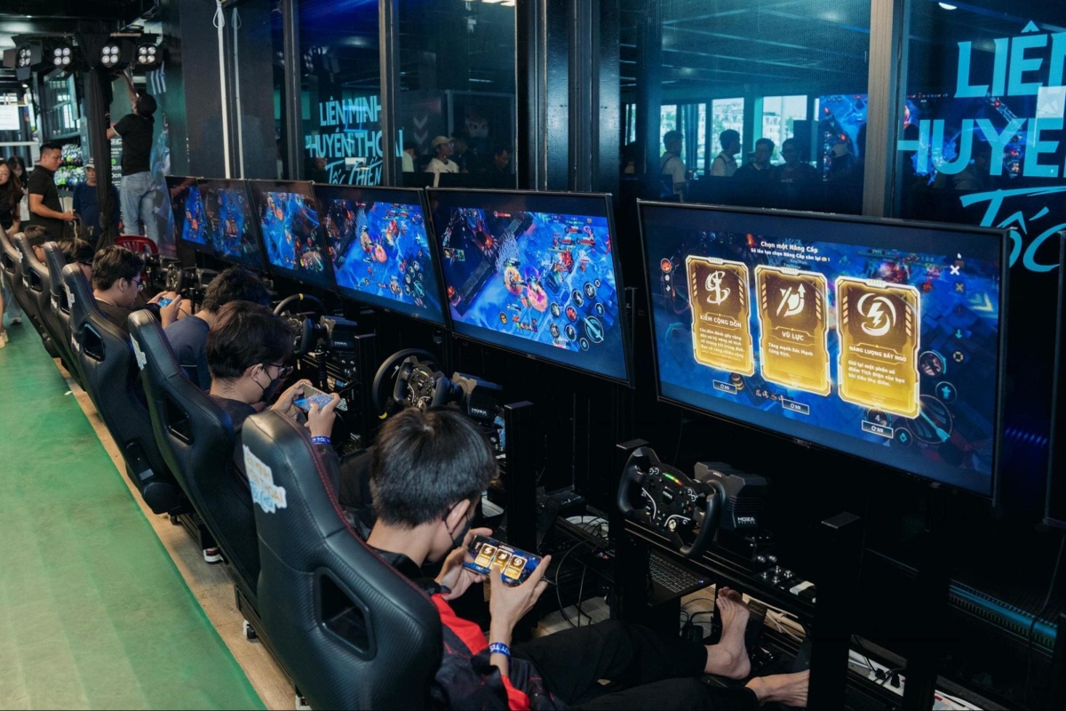 Đông đảo game thủ tham gia sự kiện