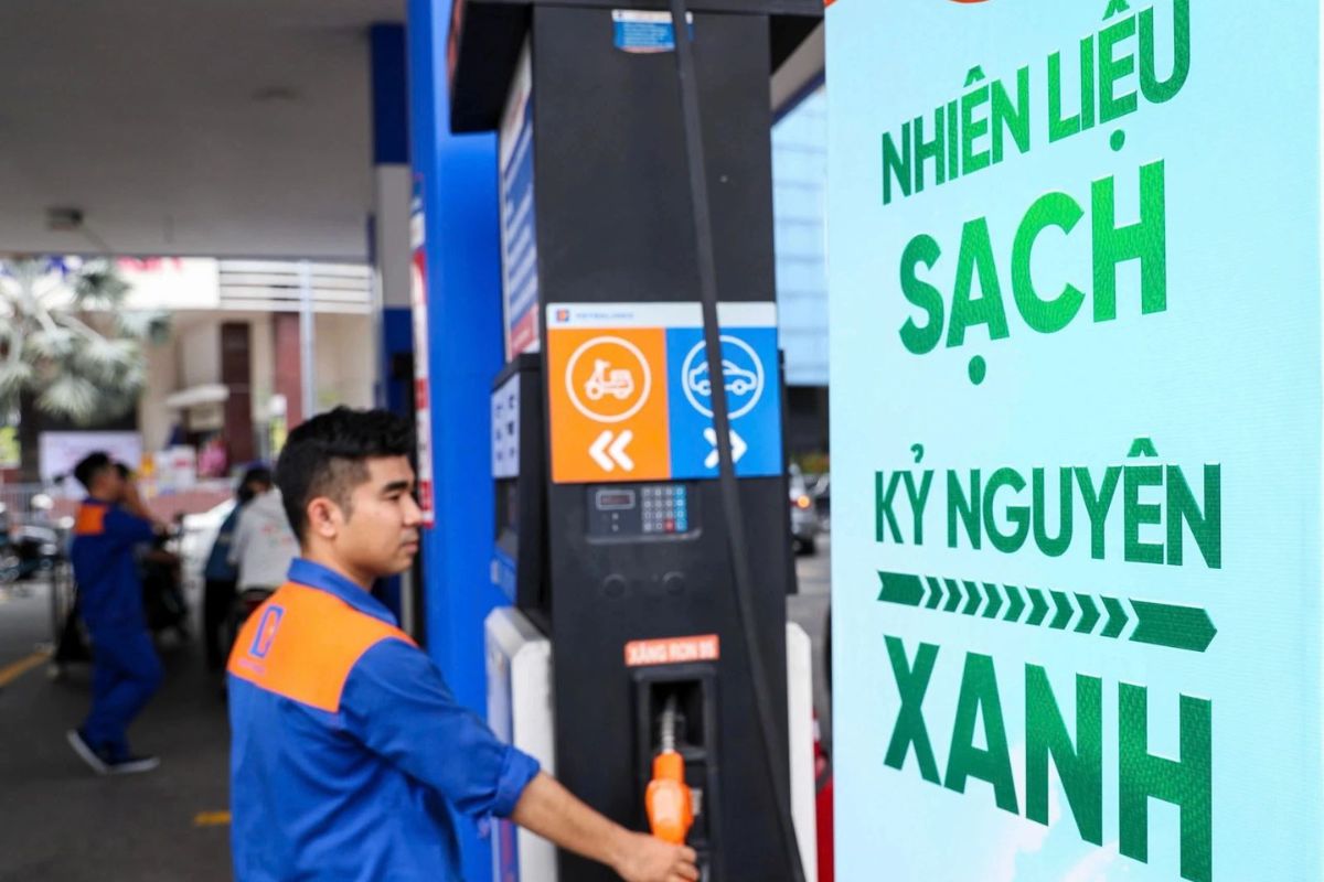 Những tình huống thường gặp khi lần đầu đổ xăng E10