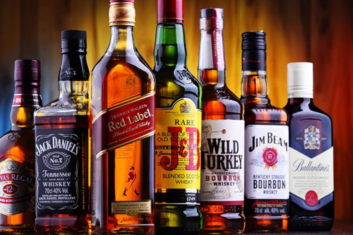 Tặng rượu cao cấp cho sếp nam