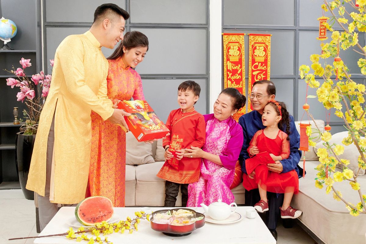 Xác định rõ ai là người bạn cần tặng quà tết