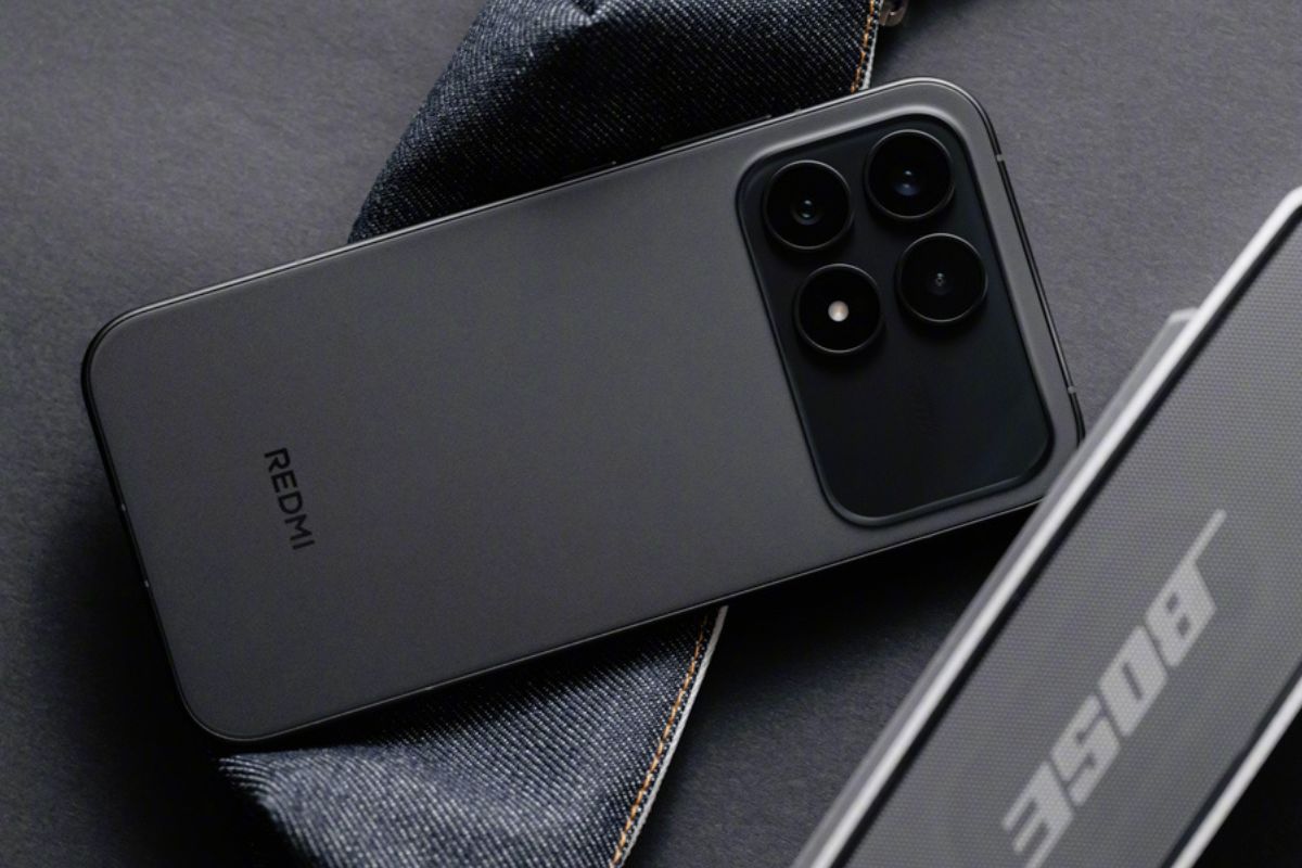 Người mệnh Thủy hợp màu đen