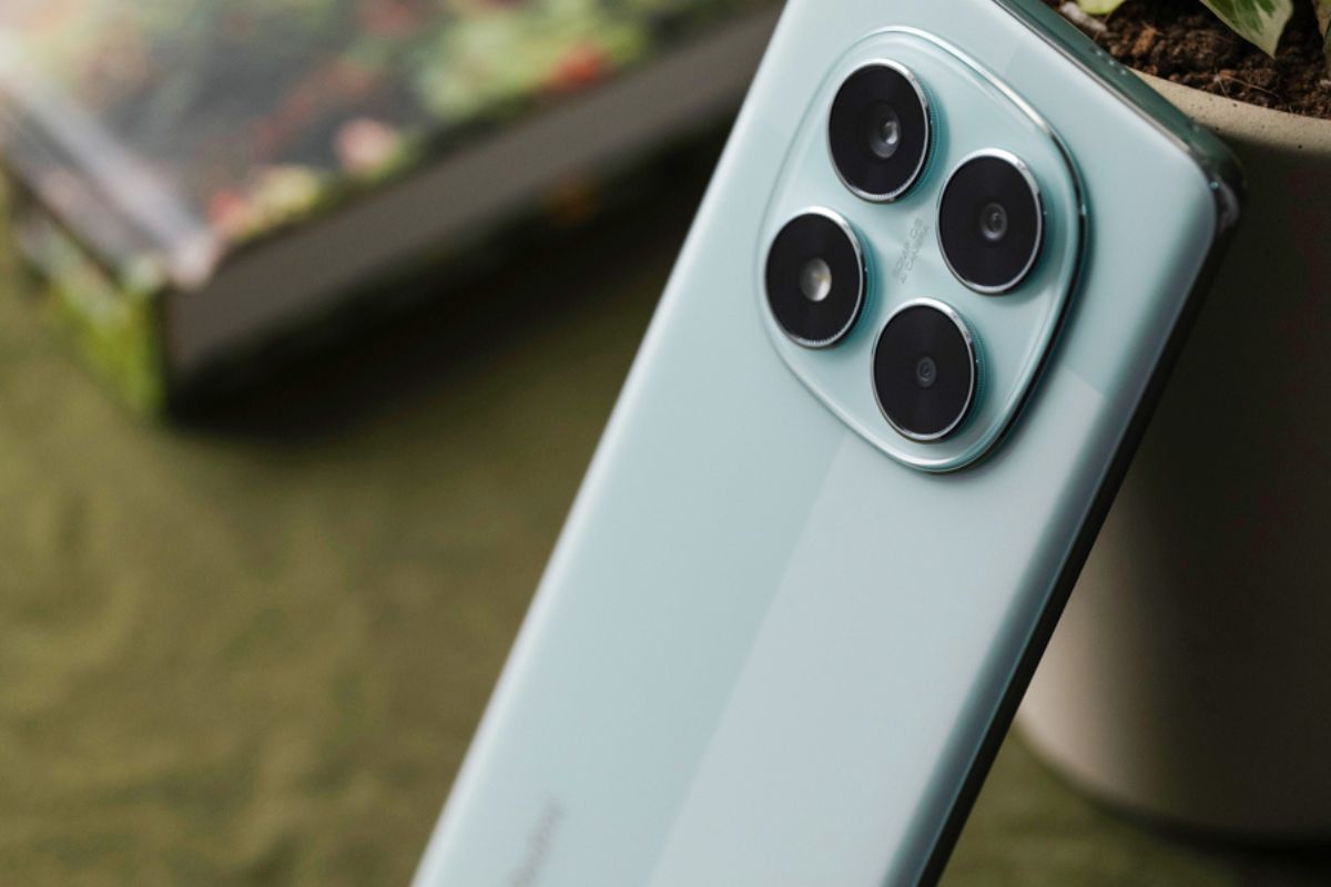 Redmi Note 14 Pro sở hữu màn hình AMOLED với tần số quét 120Hz