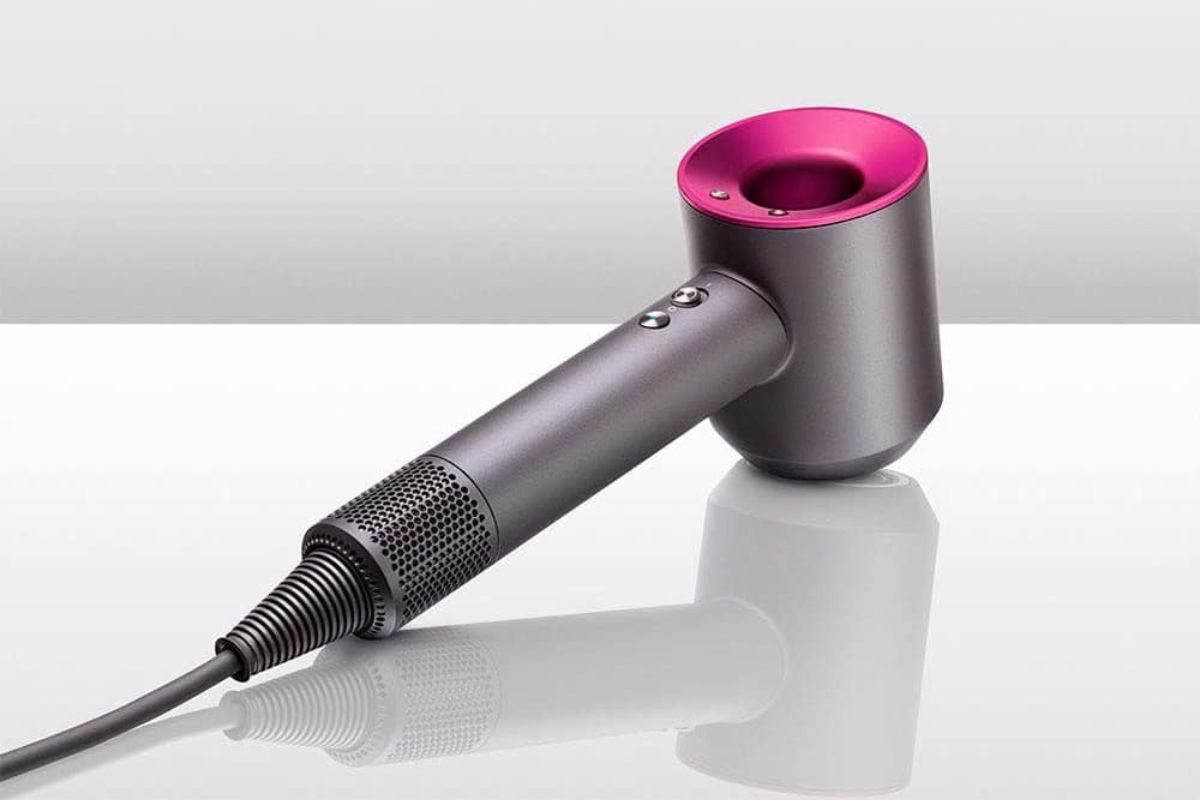 Kiểm tra công nghệ nhiệt và bảo vệ tóc của máy sấy tóc Dyson