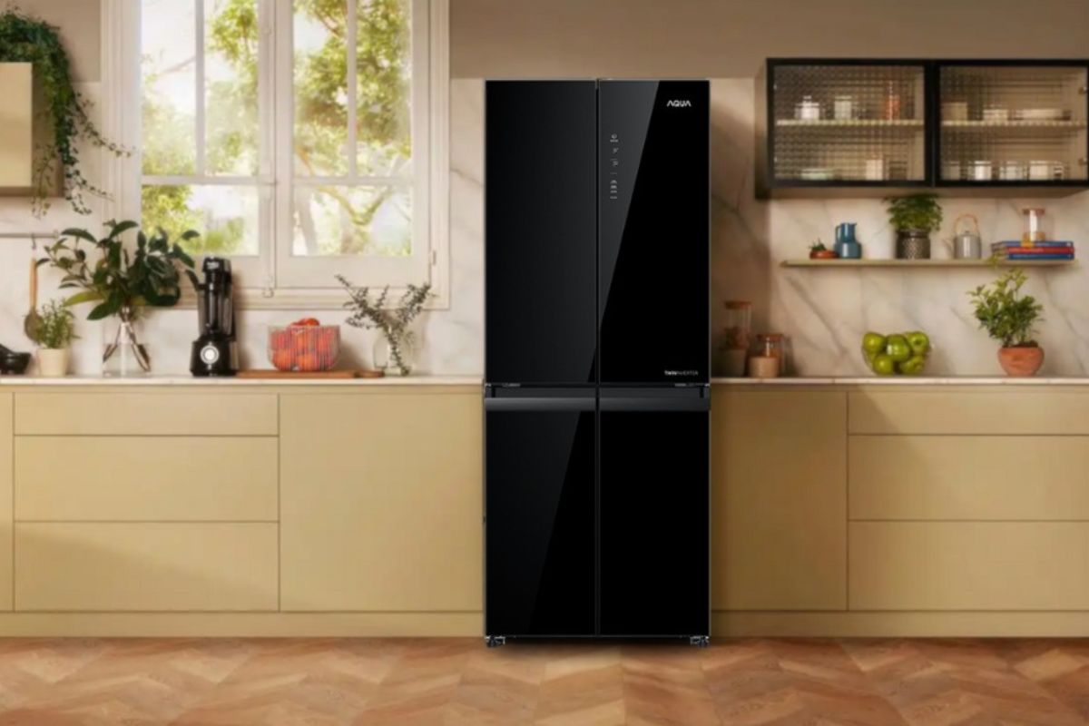 Mẫu AQR-M466XA(GB) có thiết kế 2 cánh truyền thống