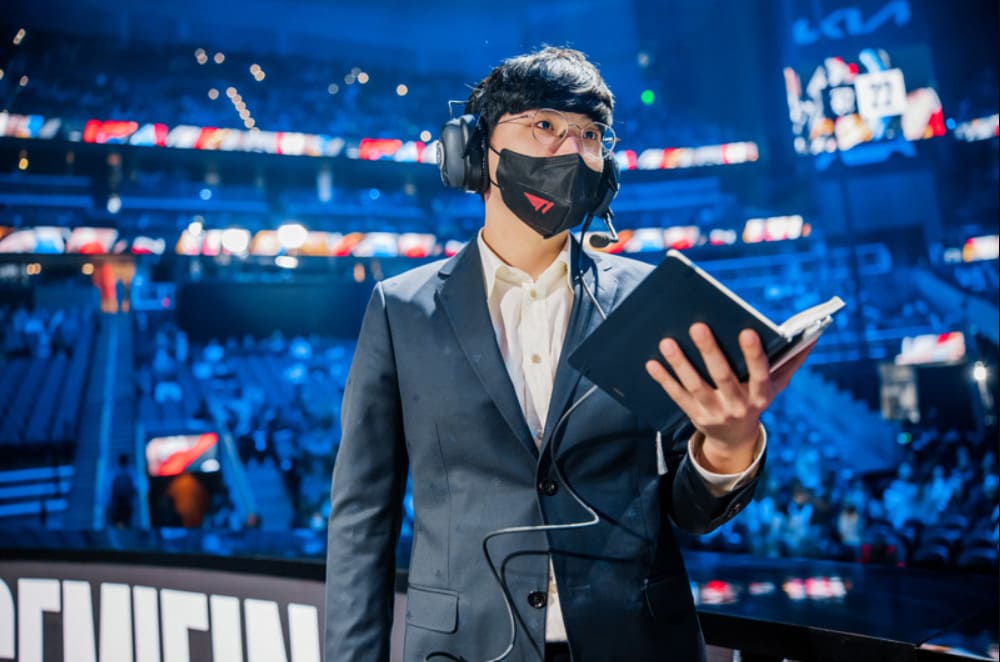 LMHT: Riot Games cân nhắc việc cho phép các huấn luyện viên giao tiếp giữa trận đấu LMHT: Riot Games cân nhắc việc cho phép các huấn luyện viên giao tiếp giữa trận đấu