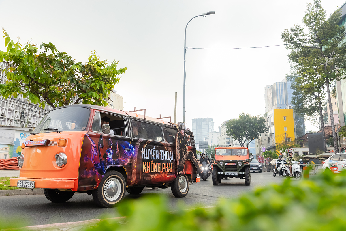 Đoàn xe của Roadshow Crossfire: Legends