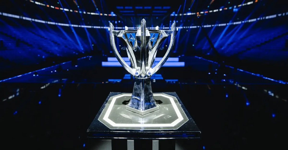 Tuyển thủ Rekkles và Ibai là hai trong số những người cùng stream Chung Kết Thế Giới Liên Minh Huyền Thoại 2025