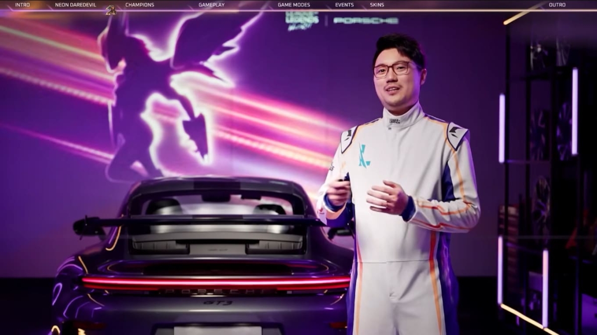 Màn bắt tay lịch sử giữa Tốc Chiến và Porsche