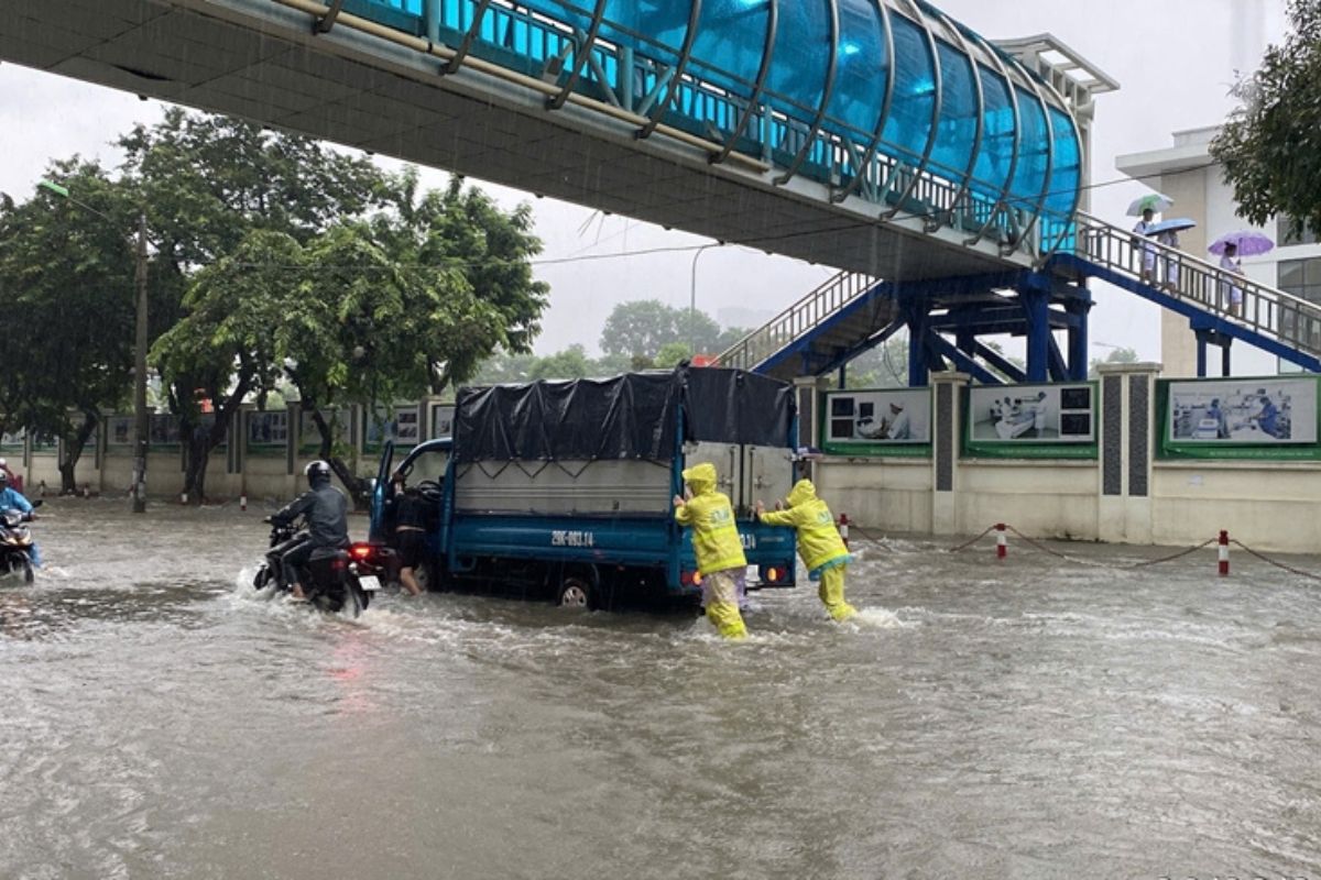 Những lý do nên biết cách tra cứu điểm ngập úng tại Hà Nội