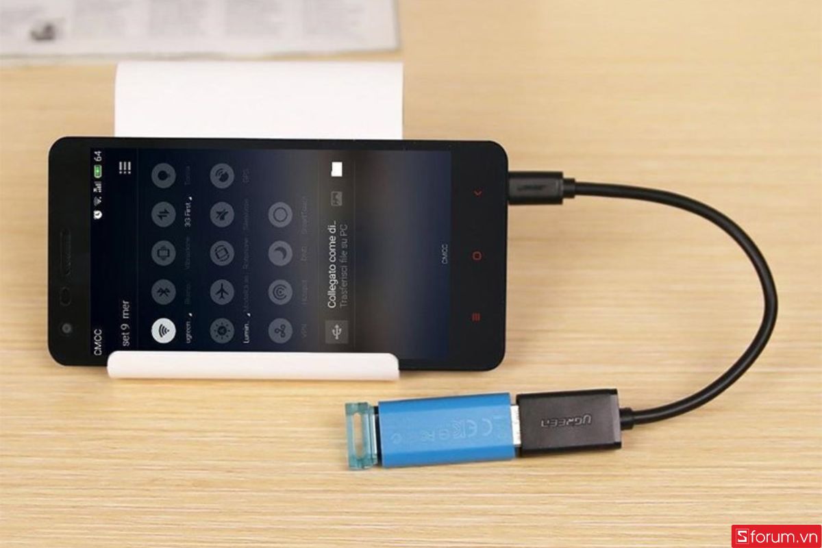 Vệ sinh cổng USB didnjh kỳ để cáp OTG không bám bụi