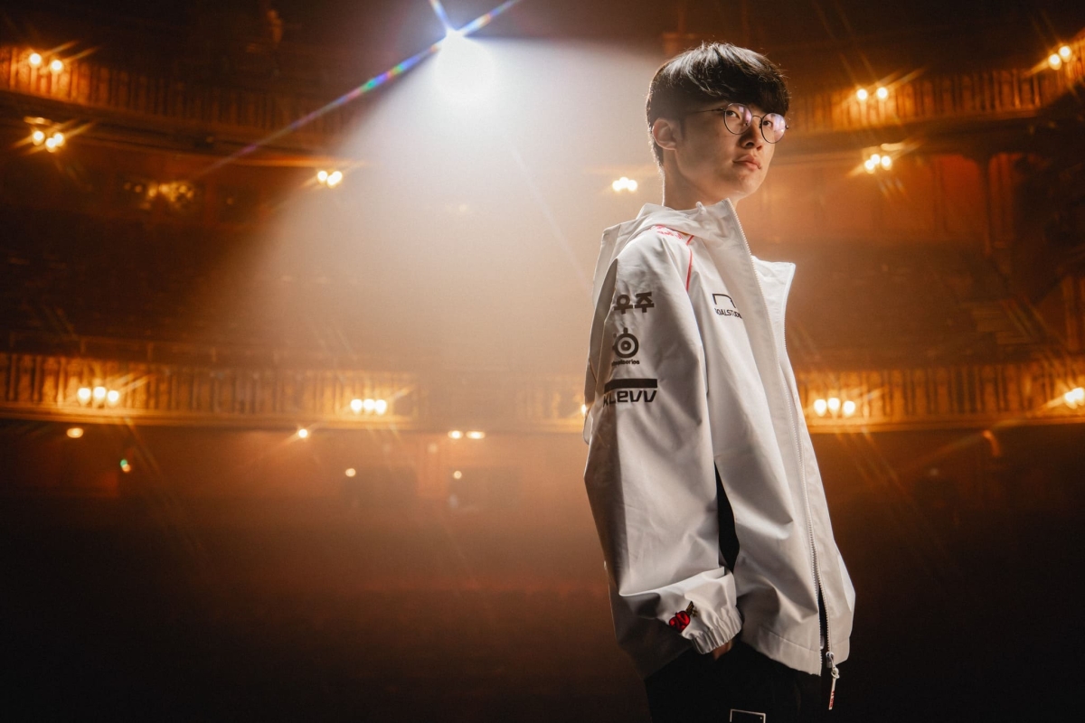 Faker là huyền thoại của Liên Minh Huyền Thoại