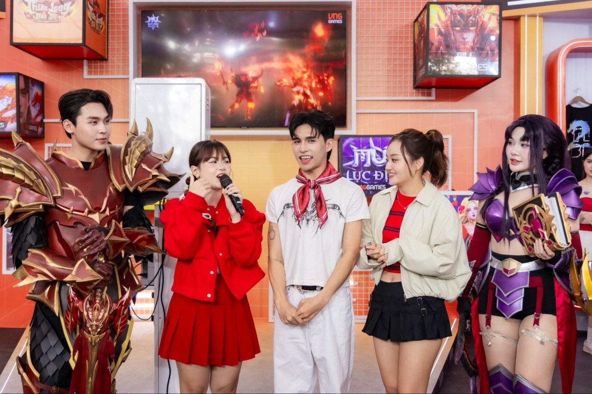 Màn giao lưu hài hước cùng TikToker Giỏi Lee và Ngọc Minh