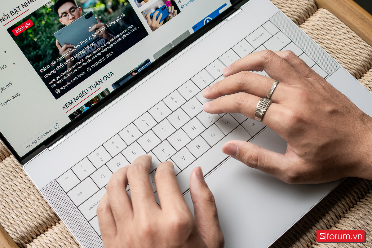 Bàn phím được trang bị trên Dell XPS 14 9440