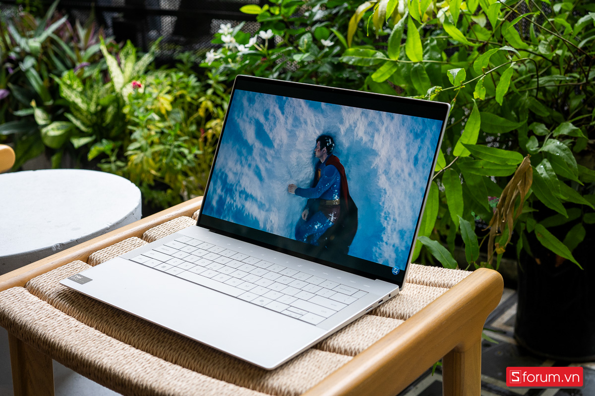 Hệ thống loa được trang bị trên Dell XPS 14 9440