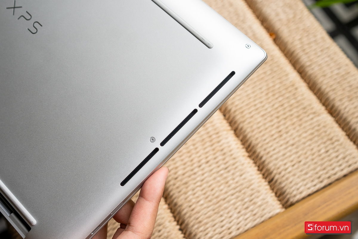 Hệ thống loa được trang bị trên Dell XPS 14 9440