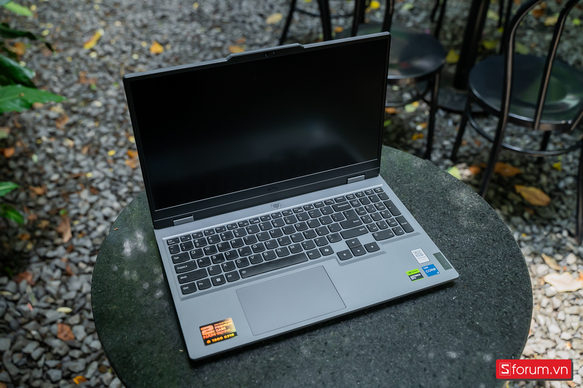 Bàn phím được trang bị trên Lenovo LOQ 15IAX9