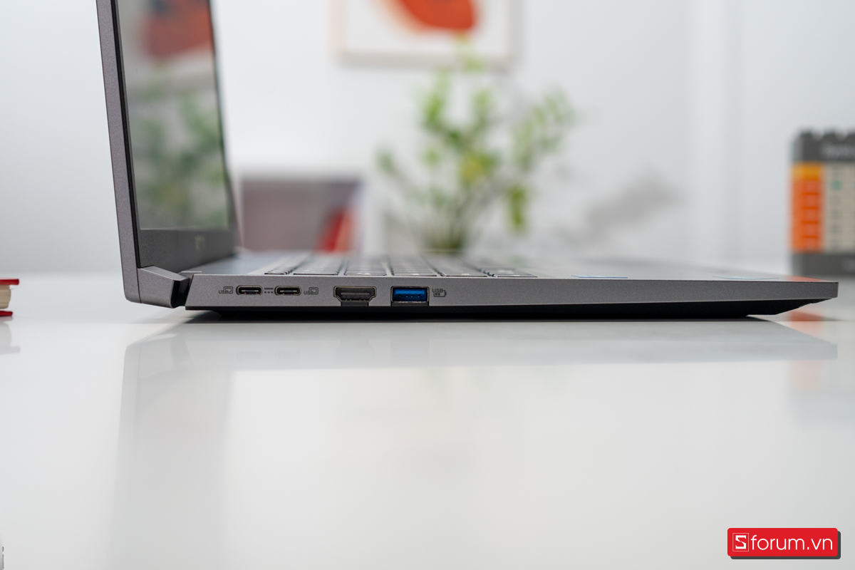 Cổng kết nối của Acer Aspire Go 15