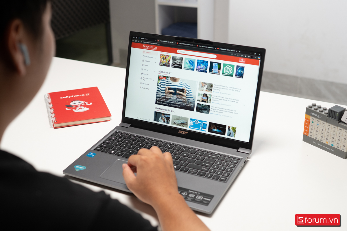 Màn hình được trang bị trên Acer Aspire Go 15