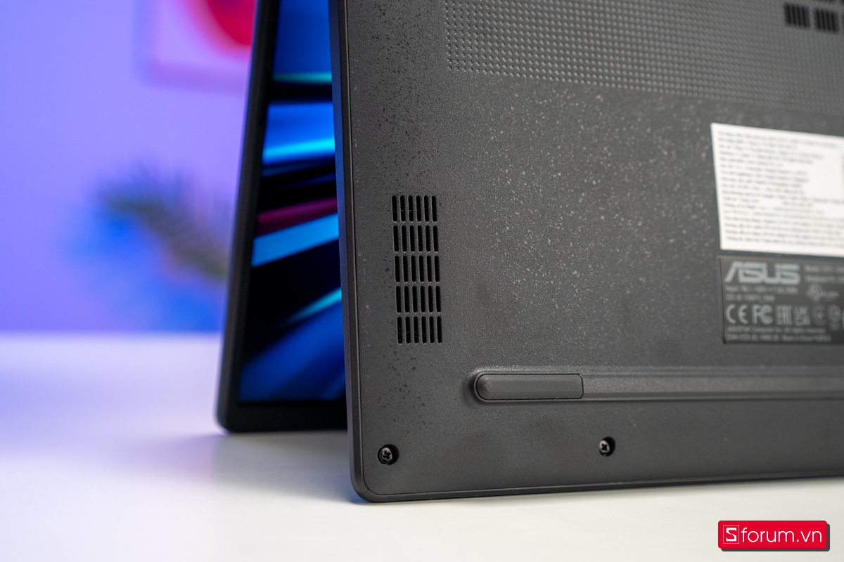 Hệ thống loa được trang bị trên ASUS Gaming V16