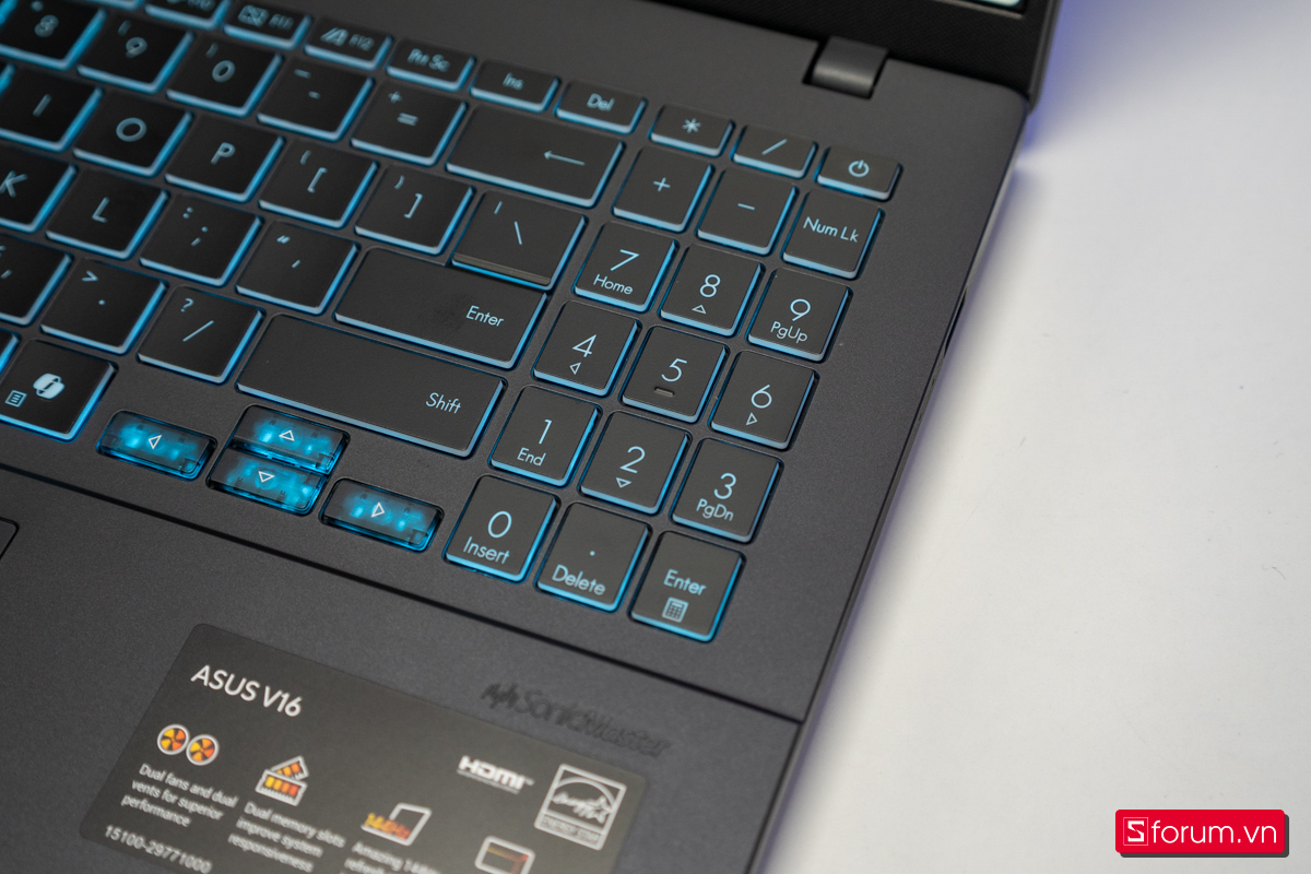 Bàn phím được trang bị trên ASUS gaming V16