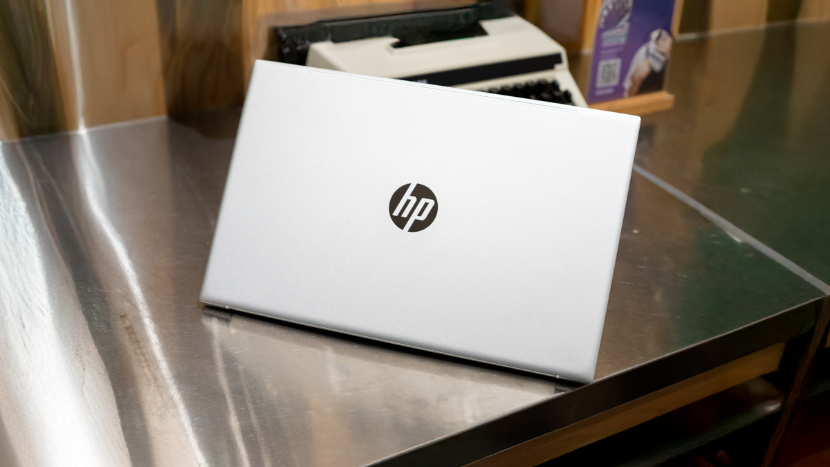 Đánh giá HP Pavilion 15: Chiếc laptop văn phòng dưới 20 triệu hiếm hoi khiến mình phải khen “quá đáng tiền”