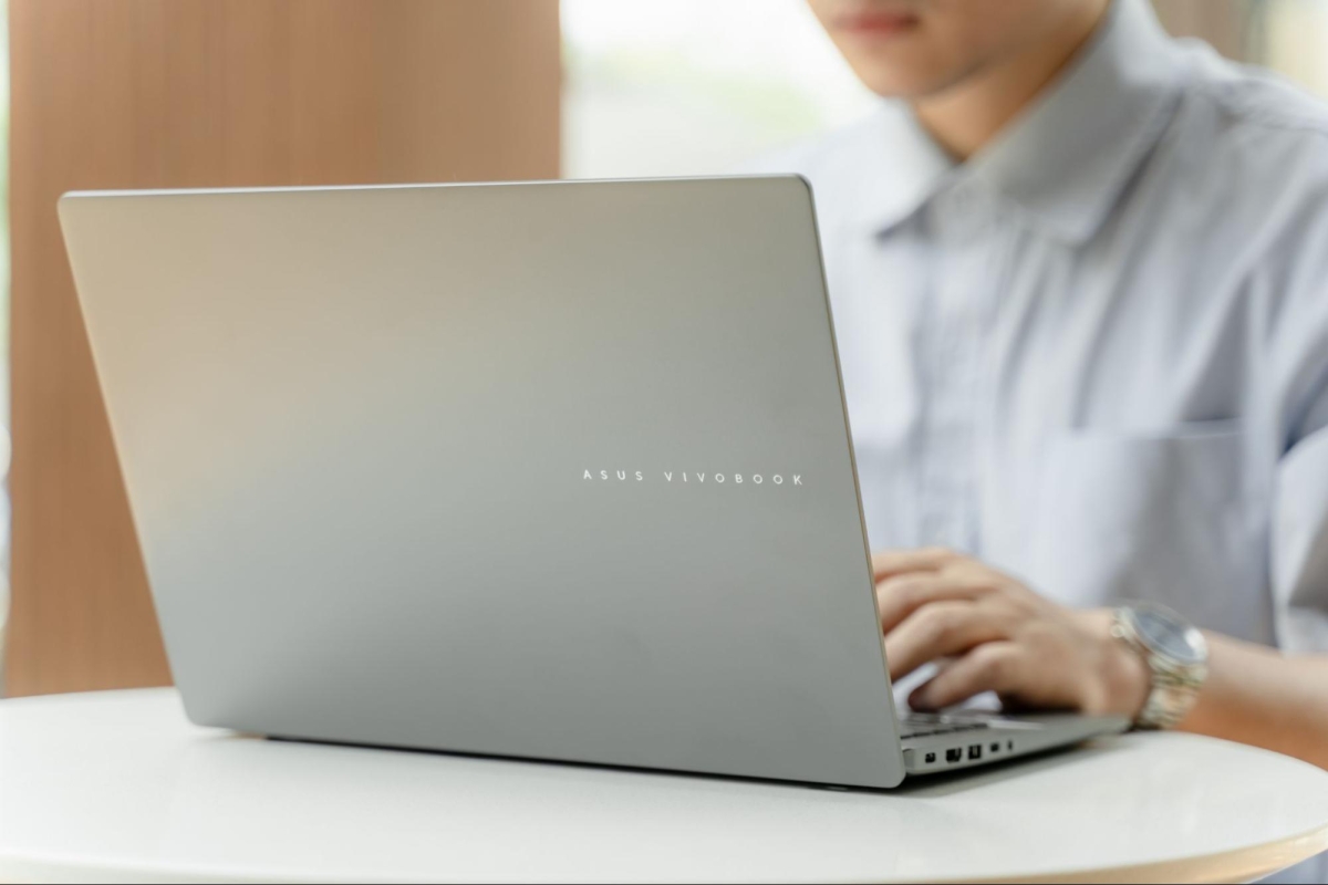 Top 5 laptop ASUS mỏng nhẹ đáng mua cho học sinh, sinh viên năm 2026