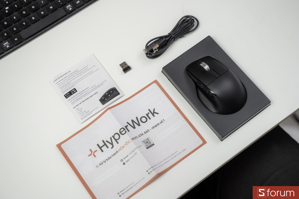 Trên tay HyperWork Macro: Phụ kiện trong hộp