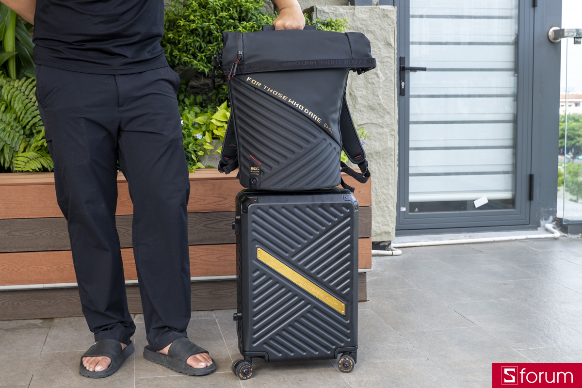 Liệu ASUS ROG SLASH Backpack Edition 20 có đáng mua?