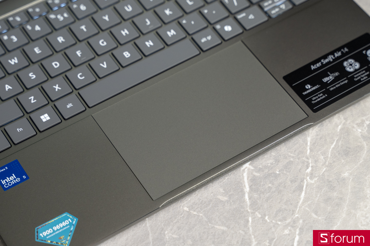 Trackpad trên Acer Swift Air 14