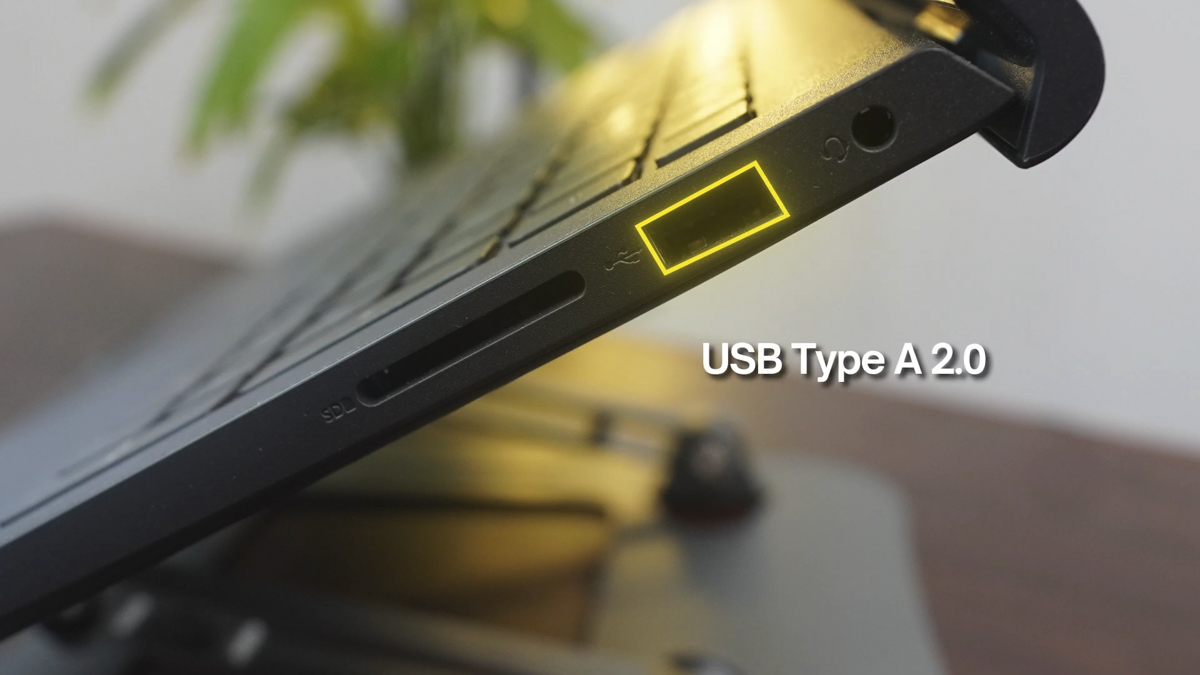 Dell 15 DC15250. Nguồn: YouTube Mobilemandu