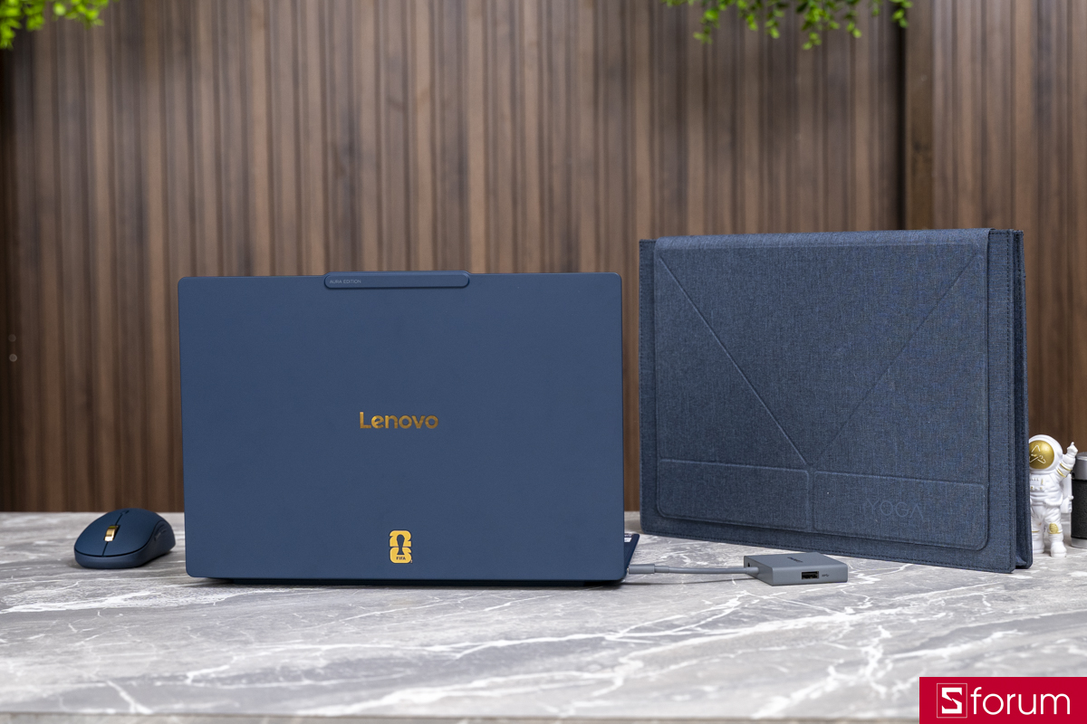 Trải nghiệm Lenovo Yoga Slim Ultra 7 14IPH11 FIFA World Cup 26 Edition