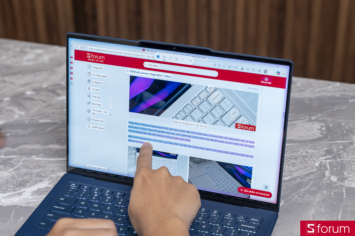 Trải nghiệm Lenovo Yoga Slim Ultra 7 14IPH11 FIFA World Cup 26 Edition