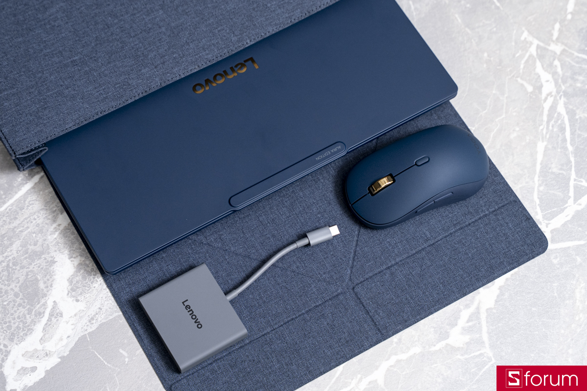 Trải nghiệm Lenovo Yoga Slim Ultra 7 14IPH11 FIFA World Cup 26 Edition