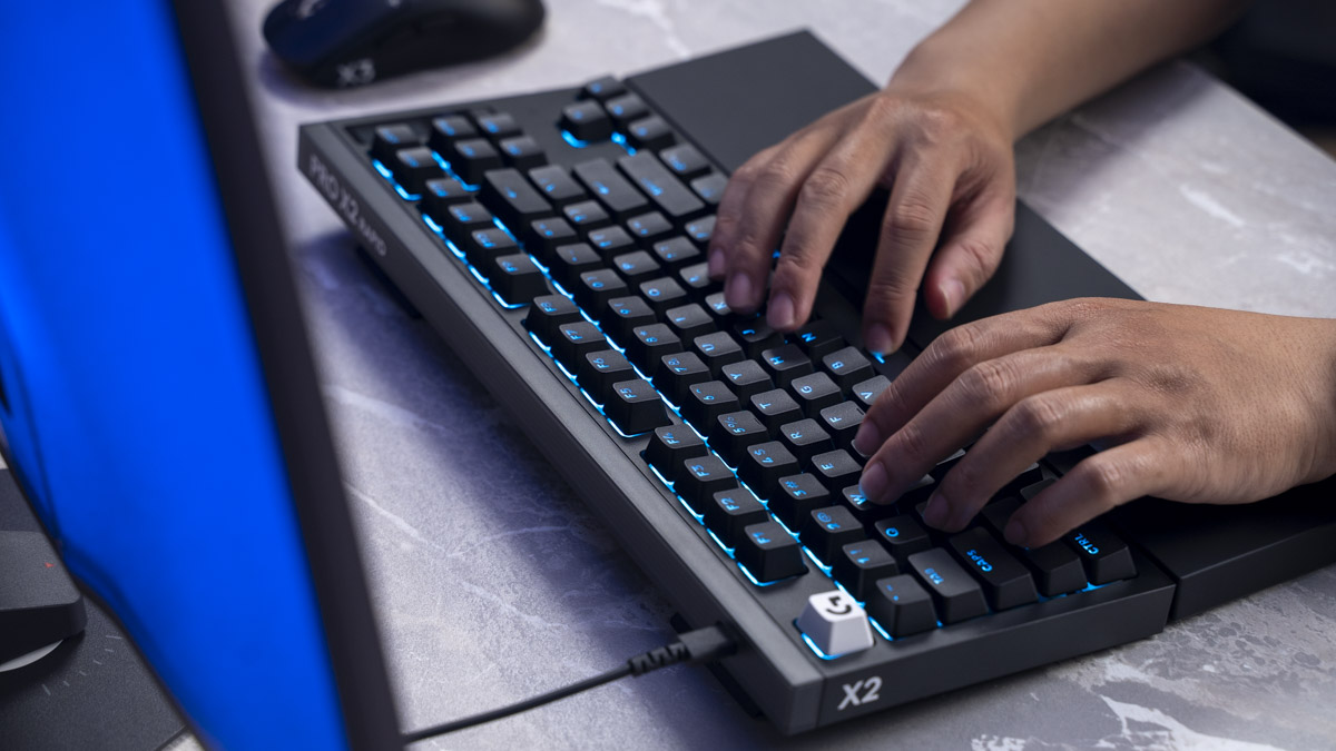 Trên tay Logitech PRO X2 RAPID: Switch từ tính KS-20 POM, polling 8 kHz, màn hình OLED, giá 5.89 triệu