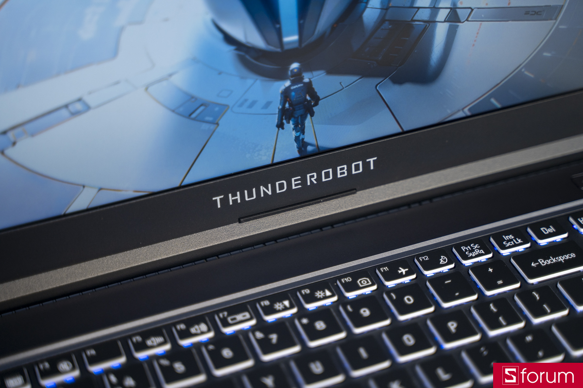 Đánh giá THUNDEROBOT 911 S