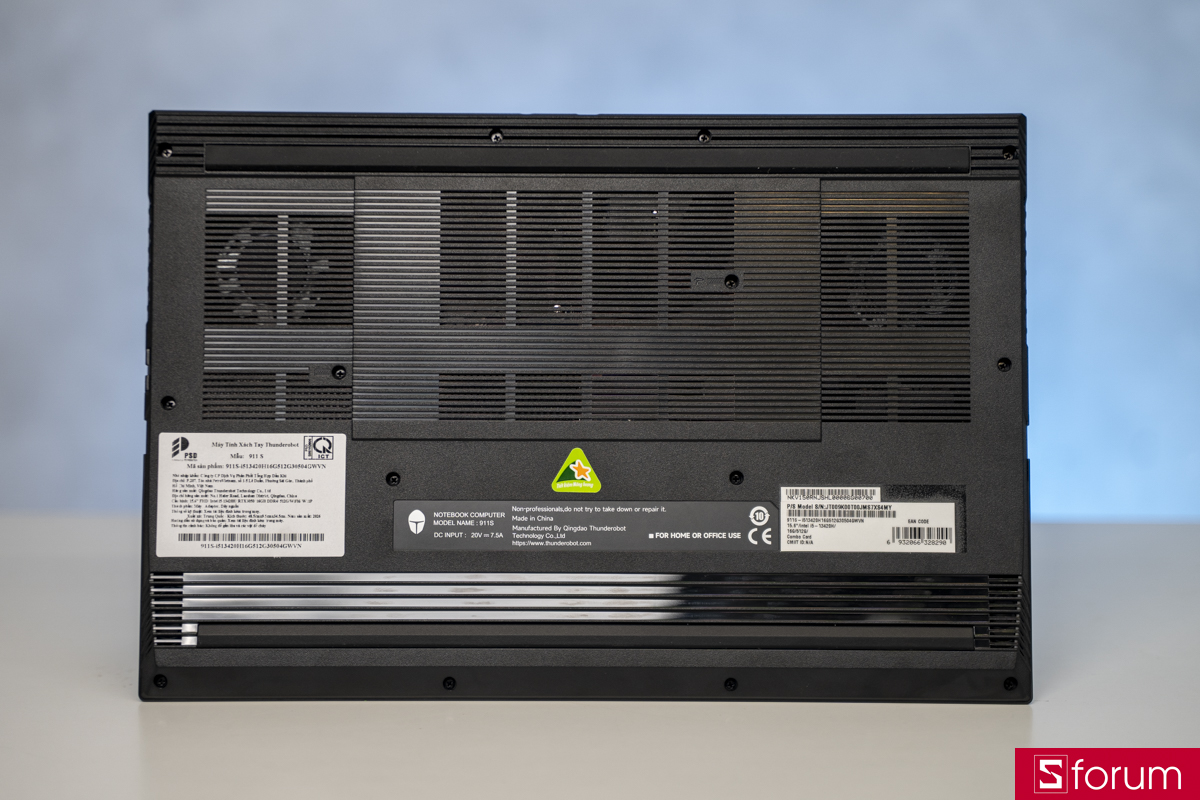 Trên tay THUNDEROBOT 911 S