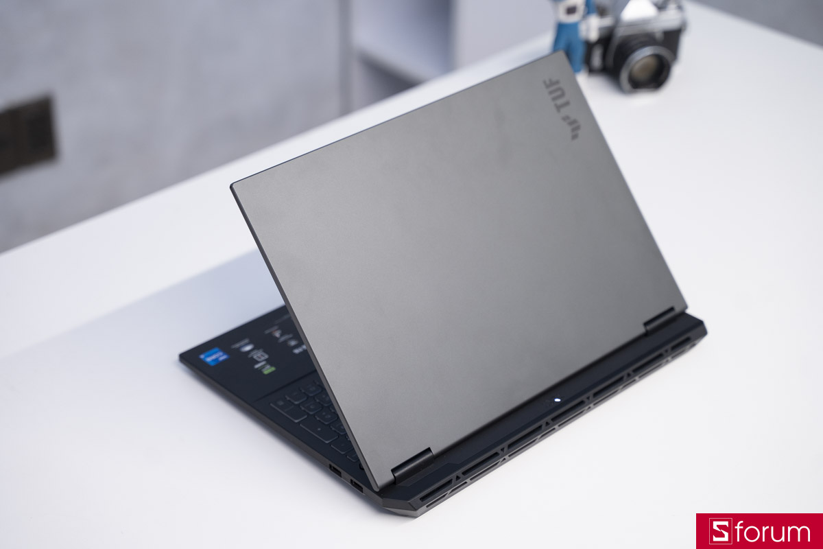 Đánh giá ASUS TUF Gaming F16 FX608JHI