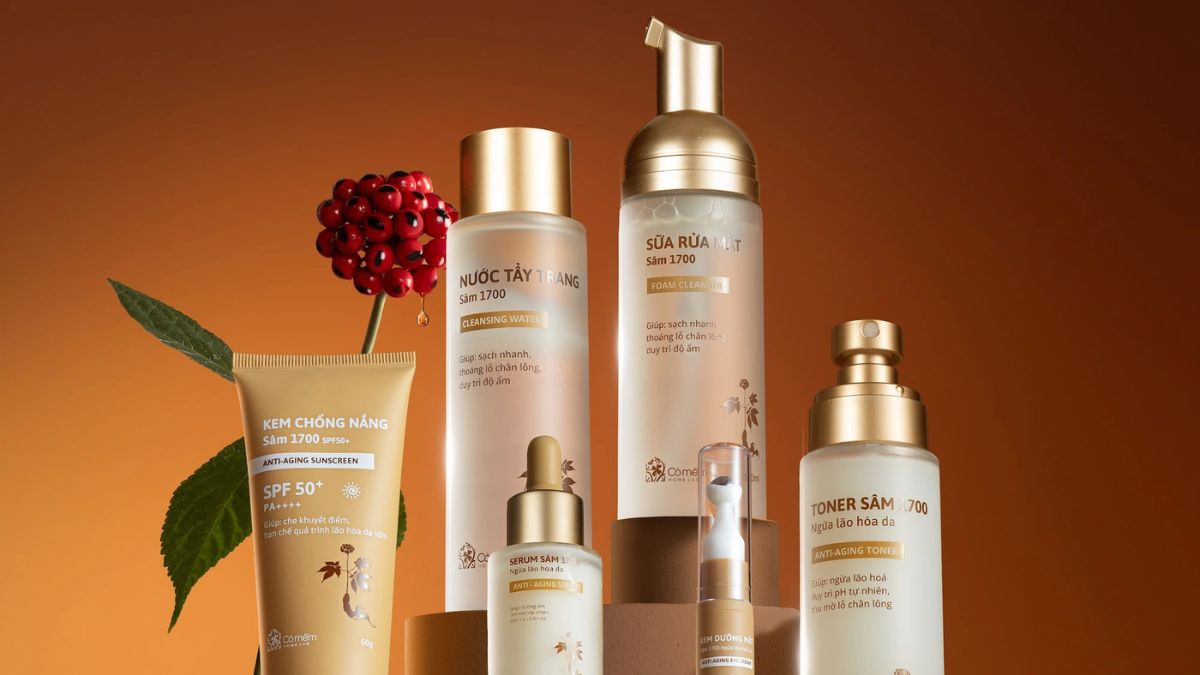 Top quà 8/3 cho nhân viên nữ ấn tượng: Bộ mỹ phẩm chăm sóc da