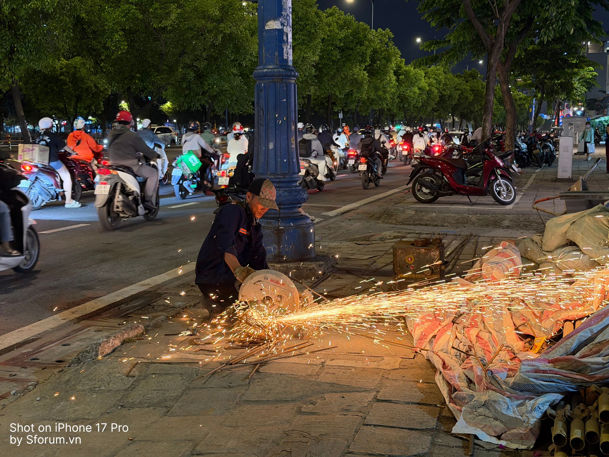 Đánh giá iPhone 17 Pro về camera chụp đêm