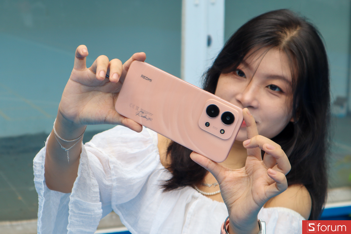 So sánh Xiaomi Redmi 15C vs Samsung A07 về ngoại hình