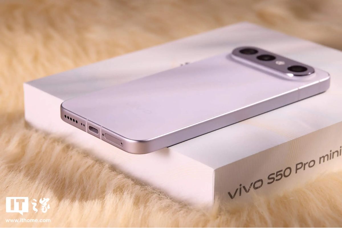 Cận cảnh vivo S50 Pro Mini với thiết kế mỏng - nhẹ