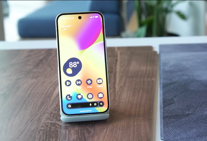 Trên tay Google Pixel 10 series với hệ điều hành Android 16
