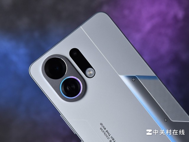 Thiết kế cụm camera sau trên OPPO K13 Turbo Pro