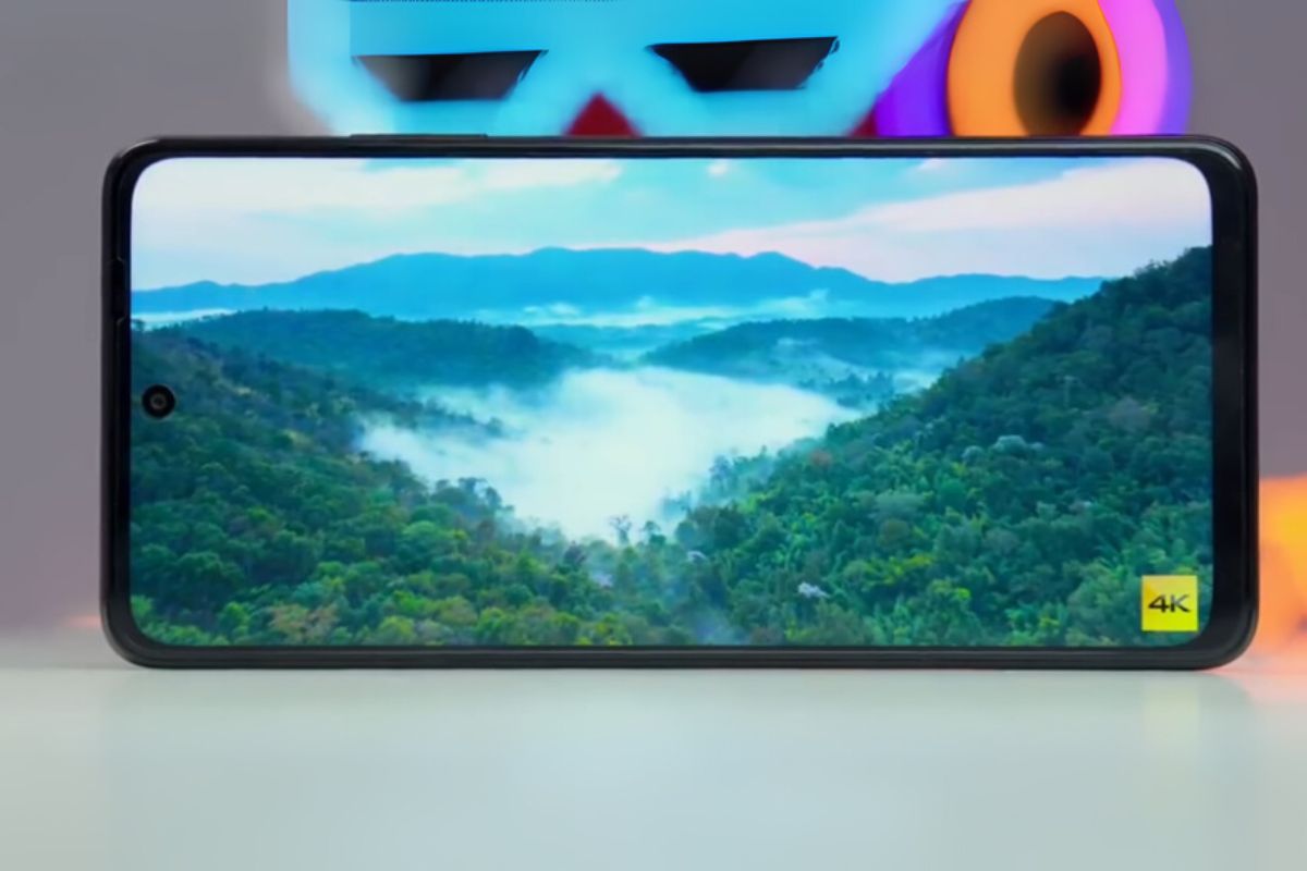 OPPO A5i sử dụng tấm nền TFT LCD, HD+, 90Hz